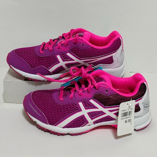 asics(アシックス)の【未使用品】asics　レーザービーム　22.0cm　パープルホワイト　箱付き スポーツ/アウトドアのランニング(シューズ)の商品写真