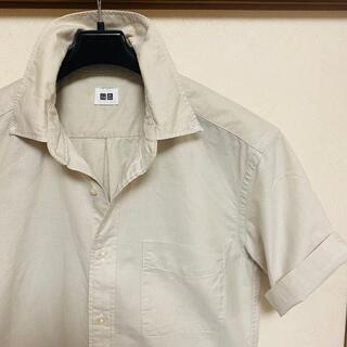 ユニクロ(UNIQLO)のUNIQLO クリーム色の半袖シャツ(シャツ)