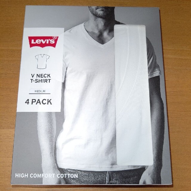 Levi's(リーバイス)のLevi's Vネック 半袖 Tシャツ ホワイト アンダーウェア Lサイズ メンズのトップス(Tシャツ/カットソー(半袖/袖なし))の商品写真