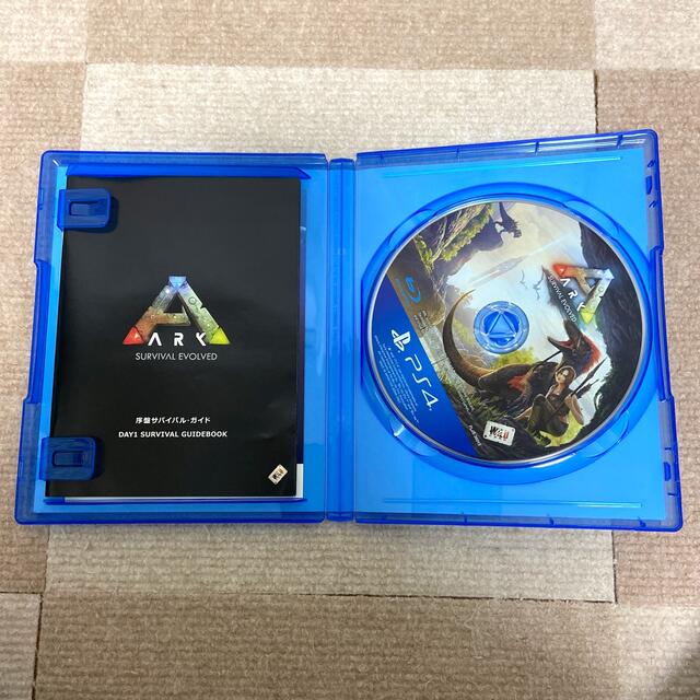 PlayStation4(プレイステーション4)のARK PS4 エンタメ/ホビーのゲームソフト/ゲーム機本体(家庭用ゲームソフト)の商品写真