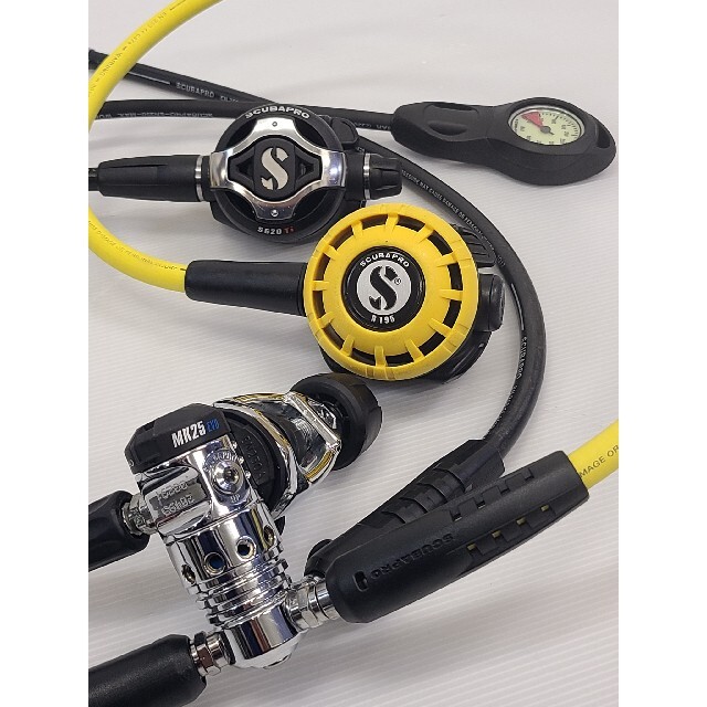 最安価格 ダイビング レギュレーター 重器材 SCUBAPRO スキューバプロ