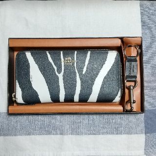 コーチ(COACH)の最終お値下げ COACH   長財布 ゼブラ柄  箱あり(財布)