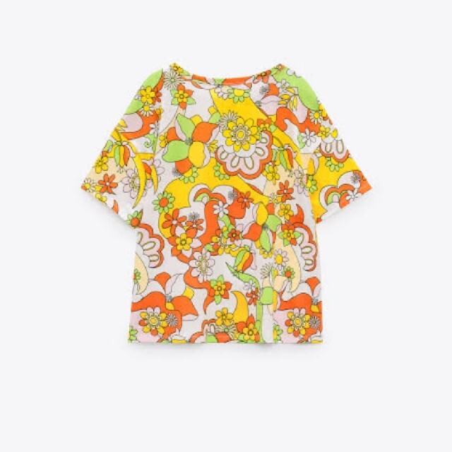 ZARA(ザラ)のZARA　レディースTシャツ　ZARAプリントTシャツ　Lサイズ レディースのトップス(Tシャツ(半袖/袖なし))の商品写真