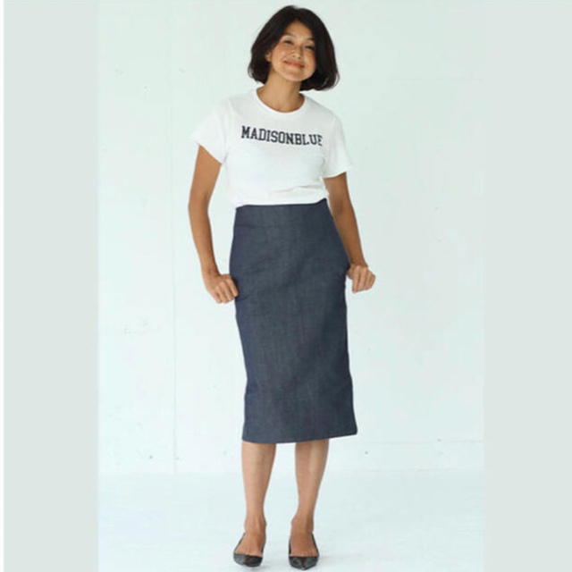 MADISONBLUE(マディソンブルー)の美品♡マディソンブルー♡MINI URAKE TEE 半袖　ロゴ　Tシャツ　01 レディースのトップス(Tシャツ(半袖/袖なし))の商品写真