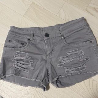 クラッシュ♡グレーダメージデニムショートパンツ(ショートパンツ)