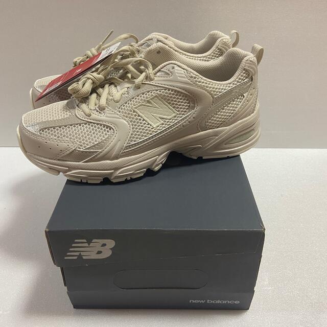 New Balance(ニューバランス)の【新品】ニューバランス New Balance MR530AA1 23cm レディースの靴/シューズ(スニーカー)の商品写真