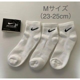 ナイキ(NIKE)の新品☆ ナイキ NIKE ソックス 3足セット Mサイズ（23-25cm）(ソックス)