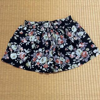 花柄シフォン生地ショートパンツ(ショートパンツ)