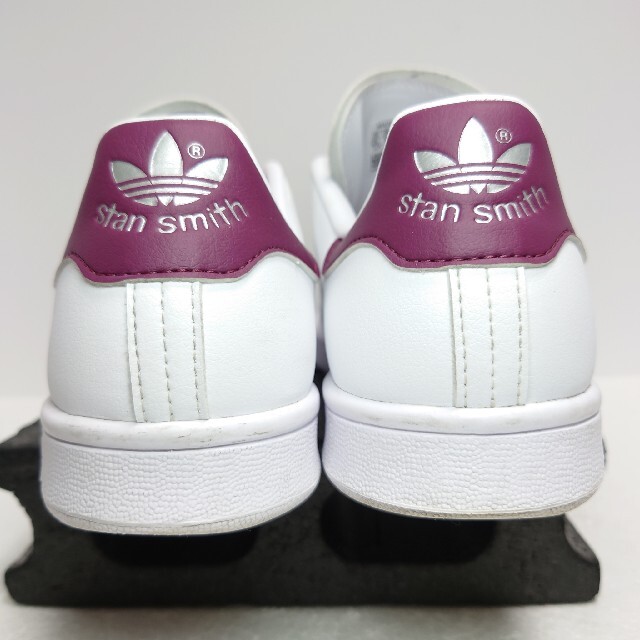 adidas(アディダス)の23.5cm【adidas STAN SMITH W】アディダス スタンスミス レディースの靴/シューズ(スニーカー)の商品写真