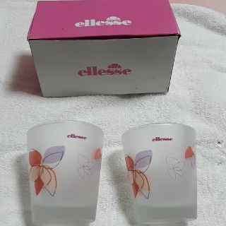 エレッセ(ellesse)の☆☆SALE【未使用!!】ellesse☆花柄ペアコップ☆☆(食器)