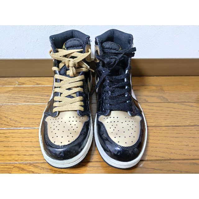 AIR JORDAN 1 RETRO HIGH OG GOLD TOE つま金