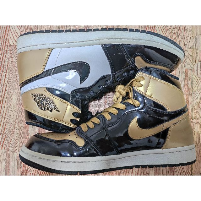 AIR JORDAN 1 RETRO HIGH OG GOLD TOE つま金