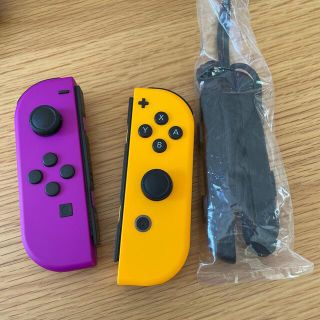 ニンテンドウ(任天堂)のswitchコントローラー Joy-Con(家庭用ゲーム機本体)