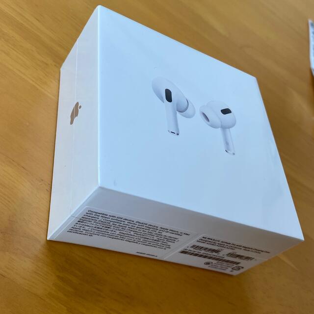 Apple(アップル)のAirPods Pro スマホ/家電/カメラのオーディオ機器(ヘッドフォン/イヤフォン)の商品写真