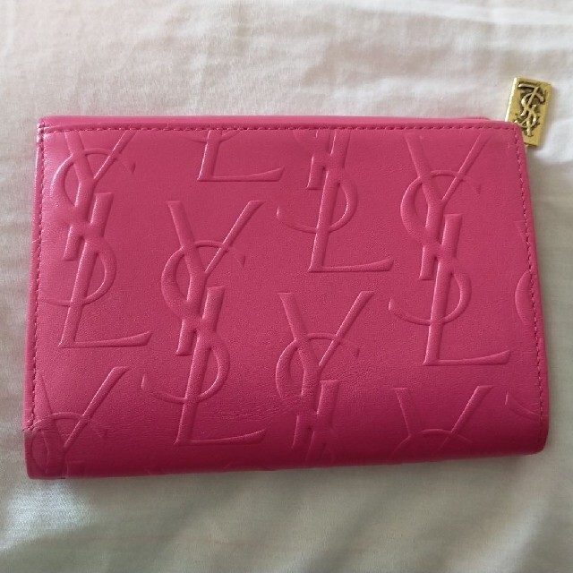 Yves Saint Laurent Beaute - (未使用ですが汚れあり)イブサンローラン