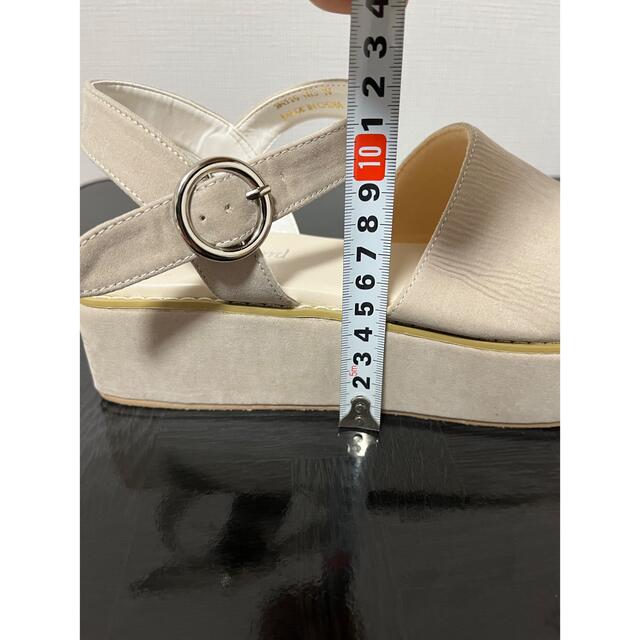 Avail(アベイル)のサンダル　レディース　サイズ24〜24.5センチ　新品 レディースの靴/シューズ(サンダル)の商品写真