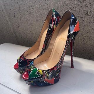 Christian Louboutin(ハイヒール/パンプス)のフリマアイテム一覧 Christian Louboutin(ハイヒール/パンプス)のフリマアイテム一覧