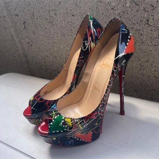 クリスチャンルブタン(Christian Louboutin)のルブタン ブラック ピンヒール ロゴ 38ハーフ(24.5㎝)(ハイヒール/パンプス)