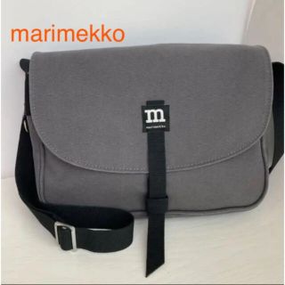 マリメッコ(marimekko)の【美品】marimekko マリメッコ キャンパス ショルダーバッグ グレー(ショルダーバッグ)