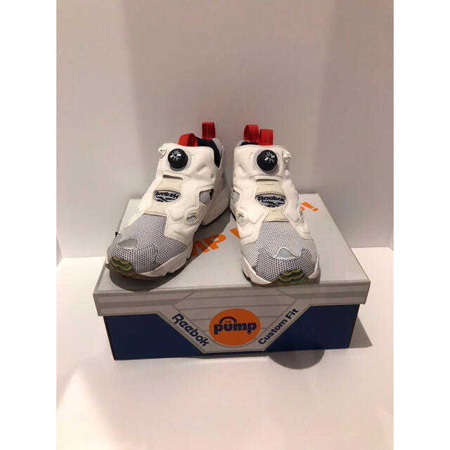 Reebok pump up 24cm