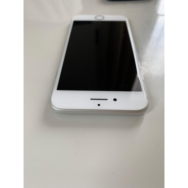 iPhone(アイフォーン)のiPhone7 32G SIMフリー化済み スマホ/家電/カメラのスマートフォン/携帯電話(携帯電話本体)の商品写真
