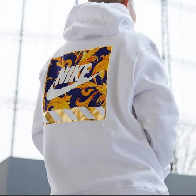 ラルフローレンNIKE　パーカー　XLサイズ　ホワイト×ゴールドロゴ