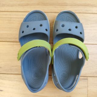 クロックス(crocs)の再値下げ　クロックス　19cm(サンダル)