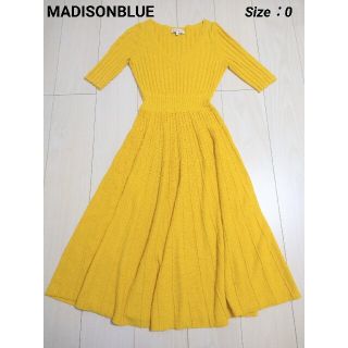 マディソンブルー(MADISONBLUE)のマディソンブルー リブ Vネック フィット&フレア ロングワンピース イエロー(ロングワンピース/マキシワンピース)