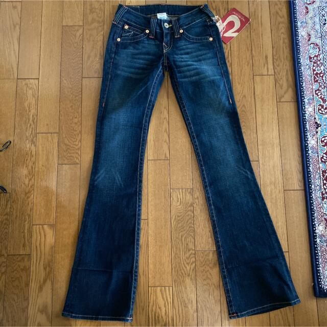 True Religion(トゥルーレリジョン)の未使用⭐︎トゥルーレリジョン　パンツ レディースのパンツ(デニム/ジーンズ)の商品写真