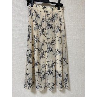 マウジー(moussy)のmoussy 花柄スカート(73センチ)(ひざ丈スカート)