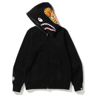 アベイシングエイプ(A BATHING APE)のアベイシングエイプ SHARK FULL ZIP HOODIE M(パーカー)