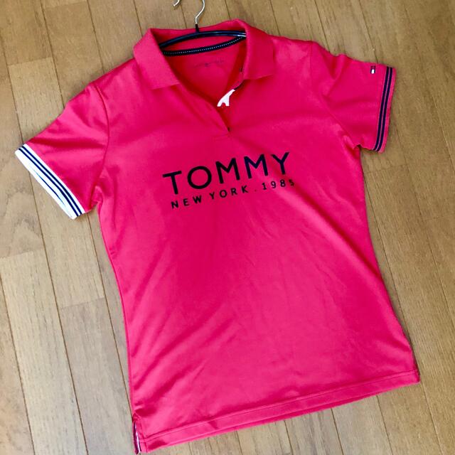 TOMMY HILFIGER(トミーヒルフィガー)のアンジー様ご予約品　ゴルフ　トミーヒルフィガー　レッド レディースのトップス(ポロシャツ)の商品写真
