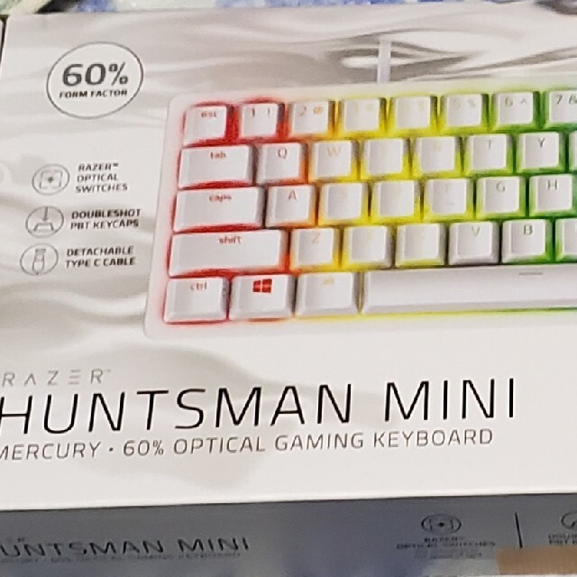 HUNTSMAN MINI ゲーミングキーボード