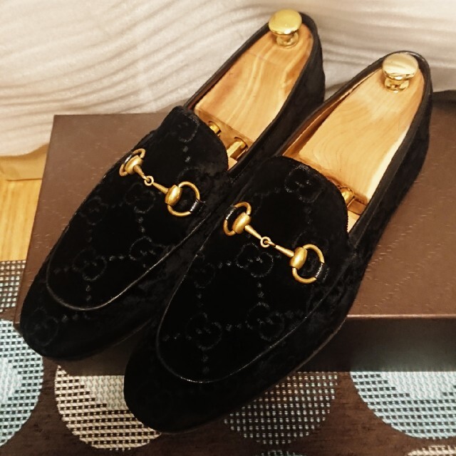 今季一番 美品 GUCCI ヨルダーン ベルベット ホースビットローファー 6