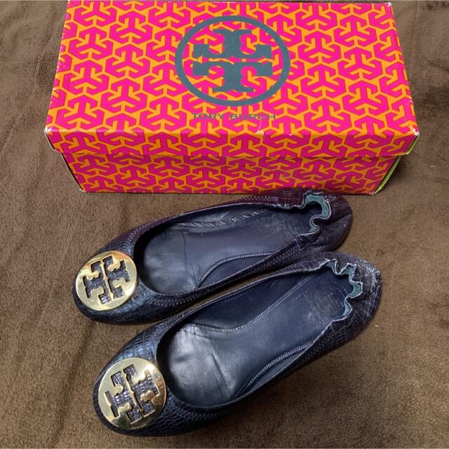 Tory Burch(トリーバーチ)のトリーバーチ　クロコ風　フラットシューズ　8.5 レディースの靴/シューズ(バレエシューズ)の商品写真