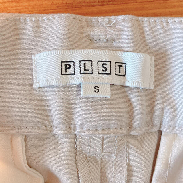 PLST(プラステ)のPLST コットンブレンドスティックパンツ レディースのパンツ(クロップドパンツ)の商品写真