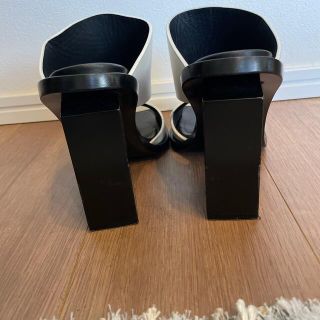 Marni - マルニ MARNI ミュール サンダル 白 太ヒールサンダルの通販 ...