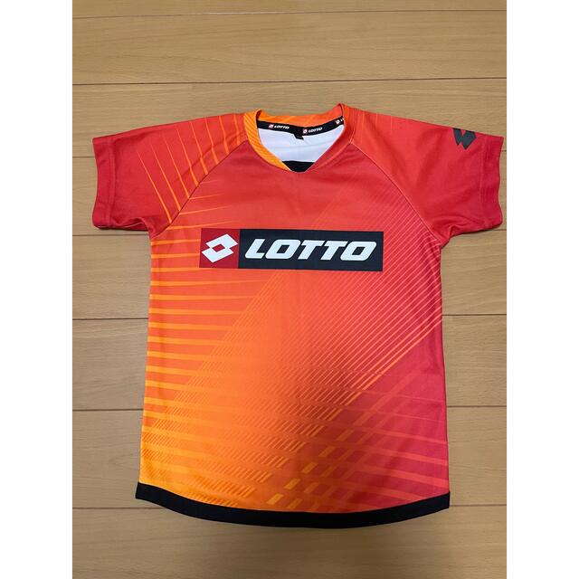 lotto(ロット)のキッズ　サッカー　ロット　シャツ　120 オレンジ　ネイビー キッズ/ベビー/マタニティのキッズ服男の子用(90cm~)(Tシャツ/カットソー)の商品写真