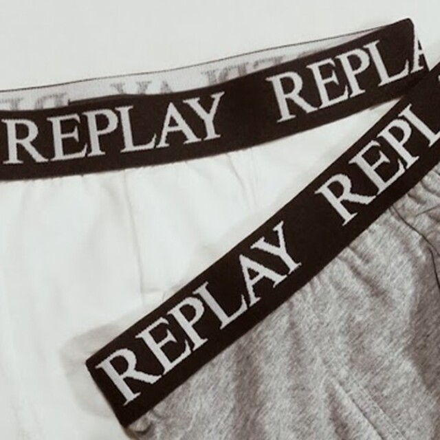 Replay(リプレイ)のREPLAY　ボクサー　白　グレー　s ２枚組 メンズのアンダーウェア(ボクサーパンツ)の商品写真