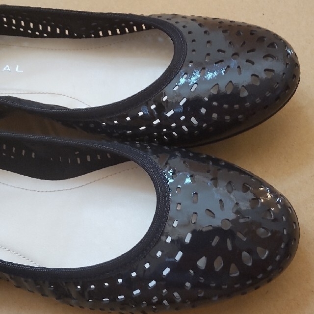 REGAL(リーガル)のREGAL パンプス  23.5cm【未使用】 レディースの靴/シューズ(ハイヒール/パンプス)の商品写真