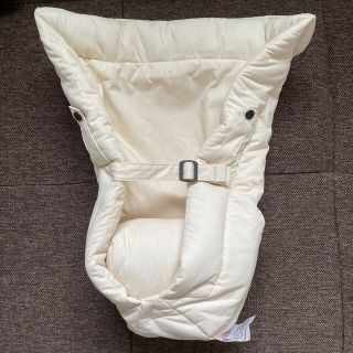 エルゴベビー(Ergobaby)の未使用　エルゴ　インサート(抱っこひも/おんぶひも)