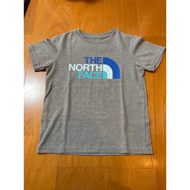 THE NORTH FACE(ザノースフェイス)のTHE NORTH FACE kids ノースフェイスキッズ Tシャツ 130 キッズ/ベビー/マタニティのキッズ服男の子用(90cm~)(Tシャツ/カットソー)の商品写真