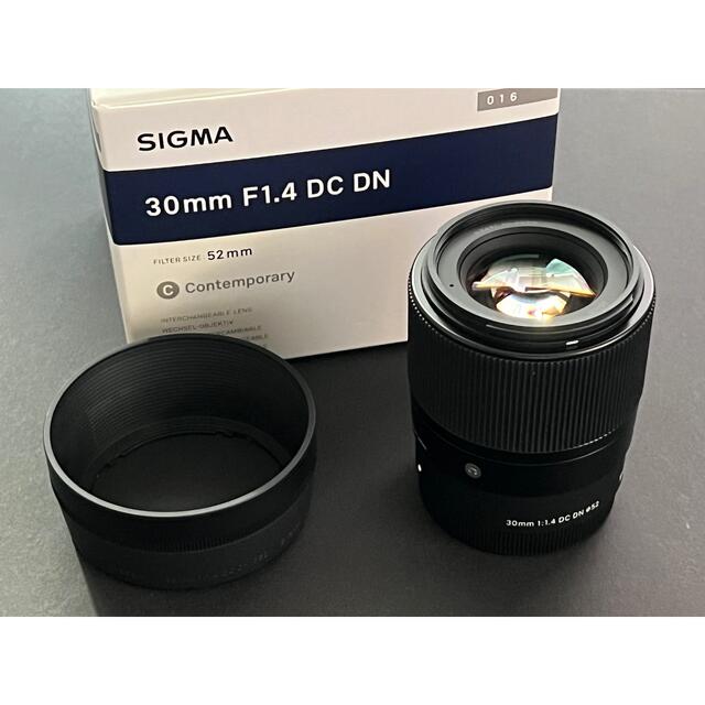 SIGMA(シグマ)の【美品】SIGMA 30mm F1.4 DC DN Sonyマウント スマホ/家電/カメラのカメラ(レンズ(単焦点))の商品写真