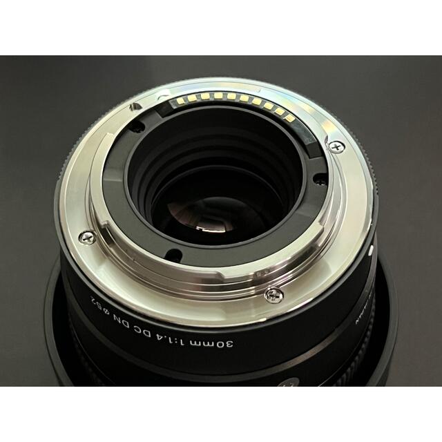 SIGMA(シグマ)の【美品】SIGMA 30mm F1.4 DC DN Sonyマウント スマホ/家電/カメラのカメラ(レンズ(単焦点))の商品写真