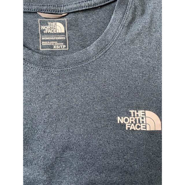 THE NORTH FACE(ザノースフェイス)の美品　THE NORTH FACE  クルーネック Tシャツ　レディース レディースのトップス(Tシャツ(半袖/袖なし))の商品写真