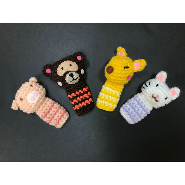 こぶた　たぬき　きつね　ねこ　編みぐるみ指人形　ハンドメイド | フリマアプリ ラクマ