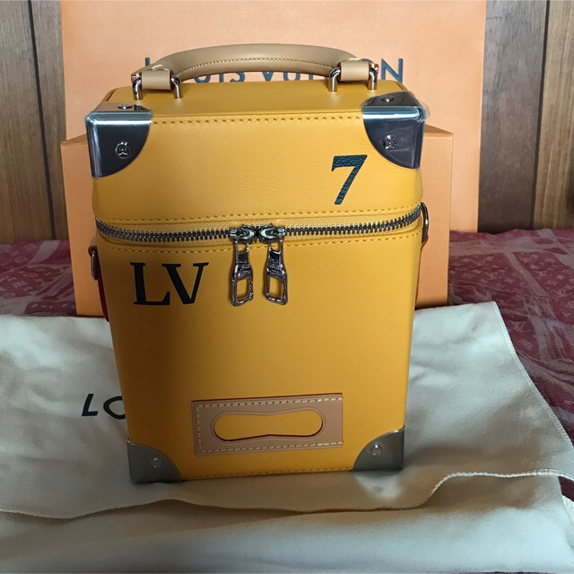 LOUIS VUITTON(ルイヴィトン)のルイヴィトン ☆ヴェルティカル･ボックス トランクM59666 メンズのバッグ(ショルダーバッグ)の商品写真