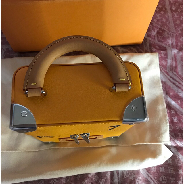 LOUIS VUITTON - ルイヴィトン ☆ヴェルティカル・ボックス LOUIS VUITTON - ルイヴィトン ☆ヴェルティカル・ボックス