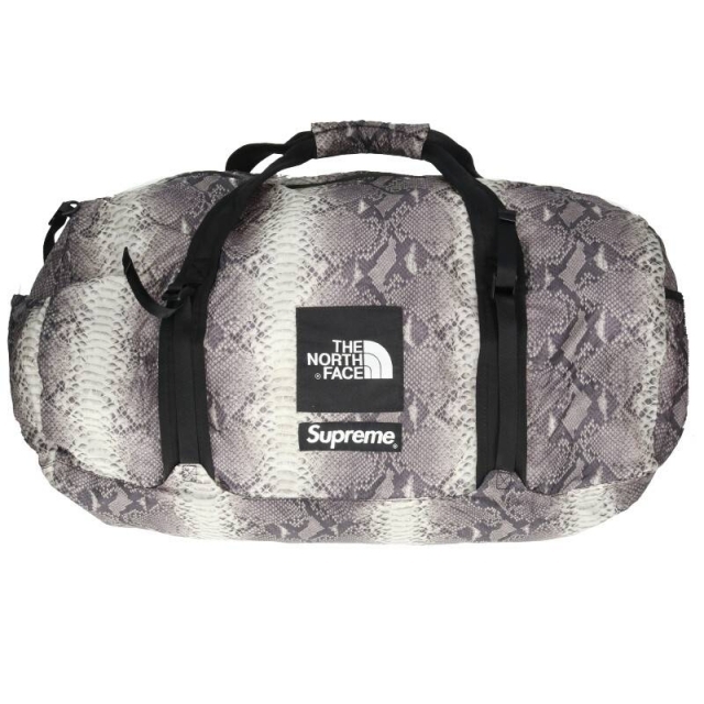 Supreme(シュプリーム)のシュプリーム ×ノースフェイス/THE NORTH FACE パイソン柄スネーク メンズのバッグ(ボストンバッグ)の商品写真