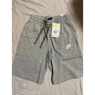 ナイキ(NIKE)のNIKEキッズ　ショートパンツ　タグ付き(その他)